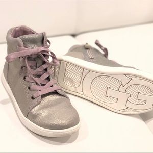 Kids Ugg Sz 11. Worn once!